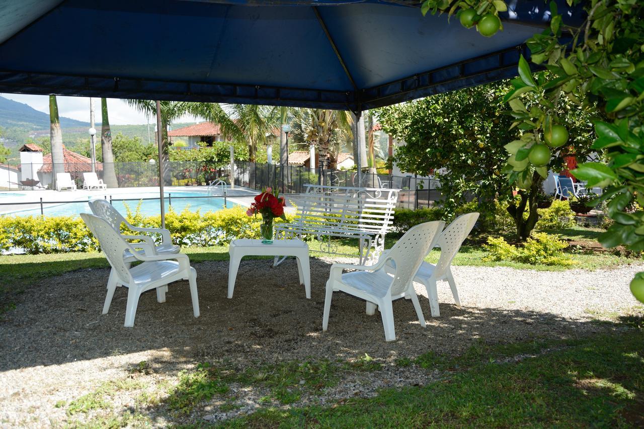 Hotel Campestre La Loma Curití Eksteriør billede